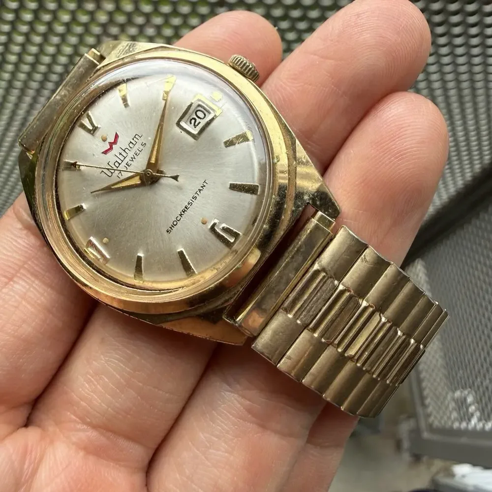Vintage Waltham Gold Plated Date Wheel Mechanical Men’s Wrist Watch Stretch Band